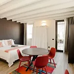 Annama Coliving Quarto em Acomodações Particulares