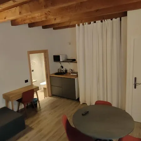 Annama Coliving * بريشا